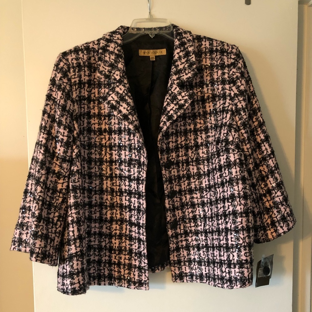 Black and pink Tweed